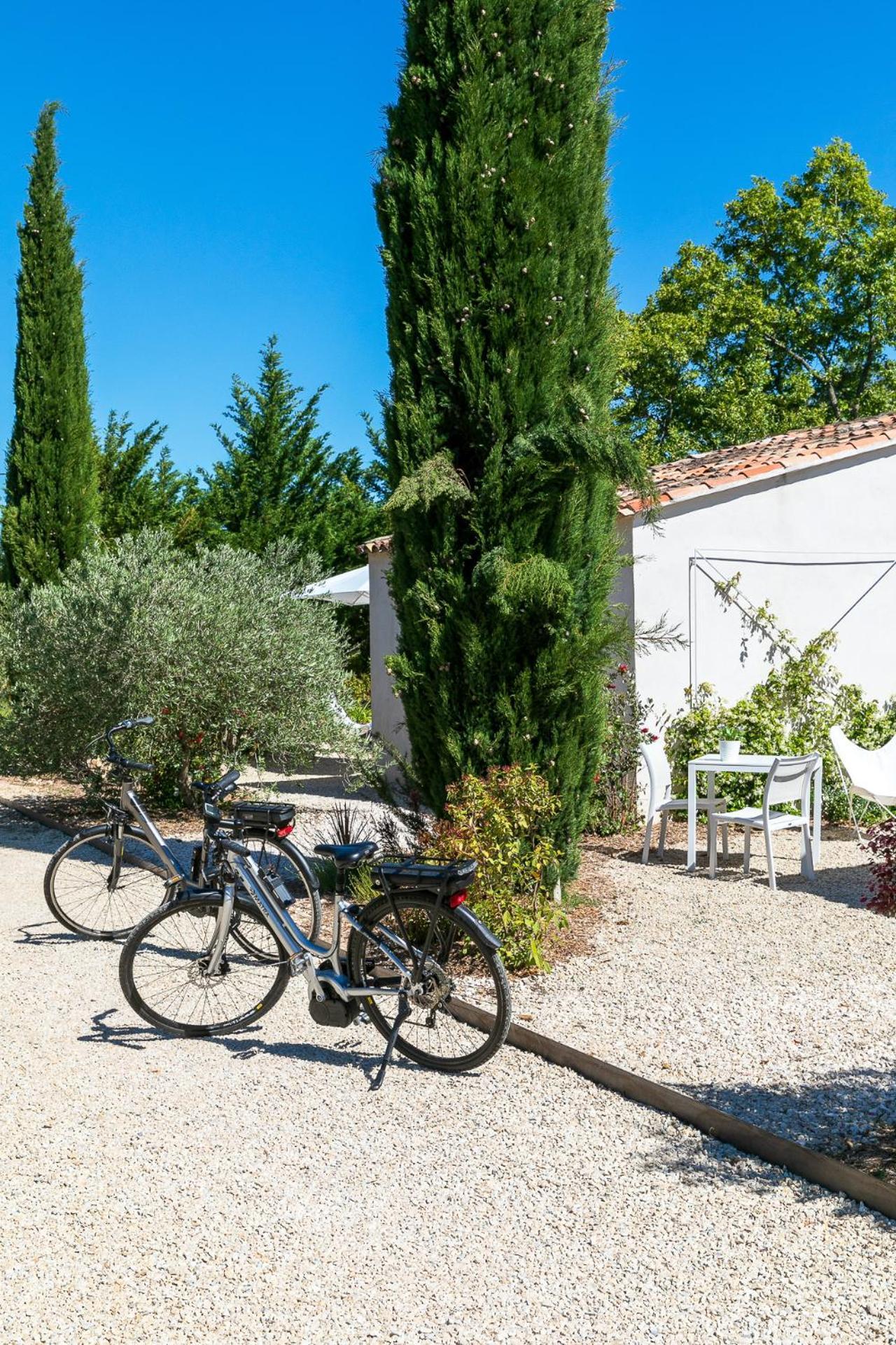 La Bastide De Damien, 5 Clefs Demeure D'Exception Et Table Remarquable Dans Le Guide Teritoria, Jacuzzi Privatif, Cuisine Etoilee Dominique Frerard Otel Aix-en-Provence Dış mekan fotoğraf