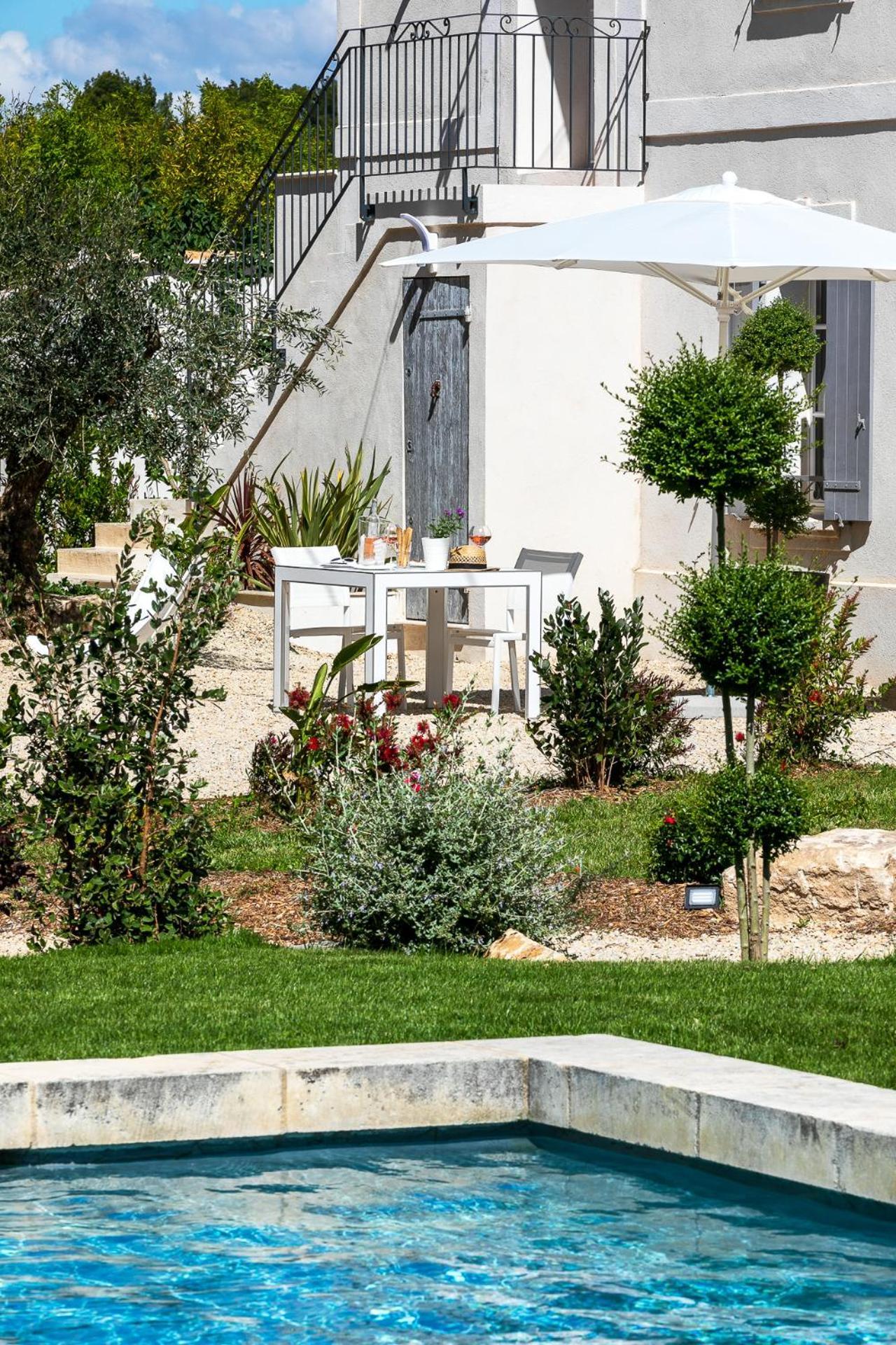 La Bastide De Damien, 5 Clefs Demeure D'Exception Et Table Remarquable Dans Le Guide Teritoria, Jacuzzi Privatif, Cuisine Etoilee Dominique Frerard Otel Aix-en-Provence Dış mekan fotoğraf