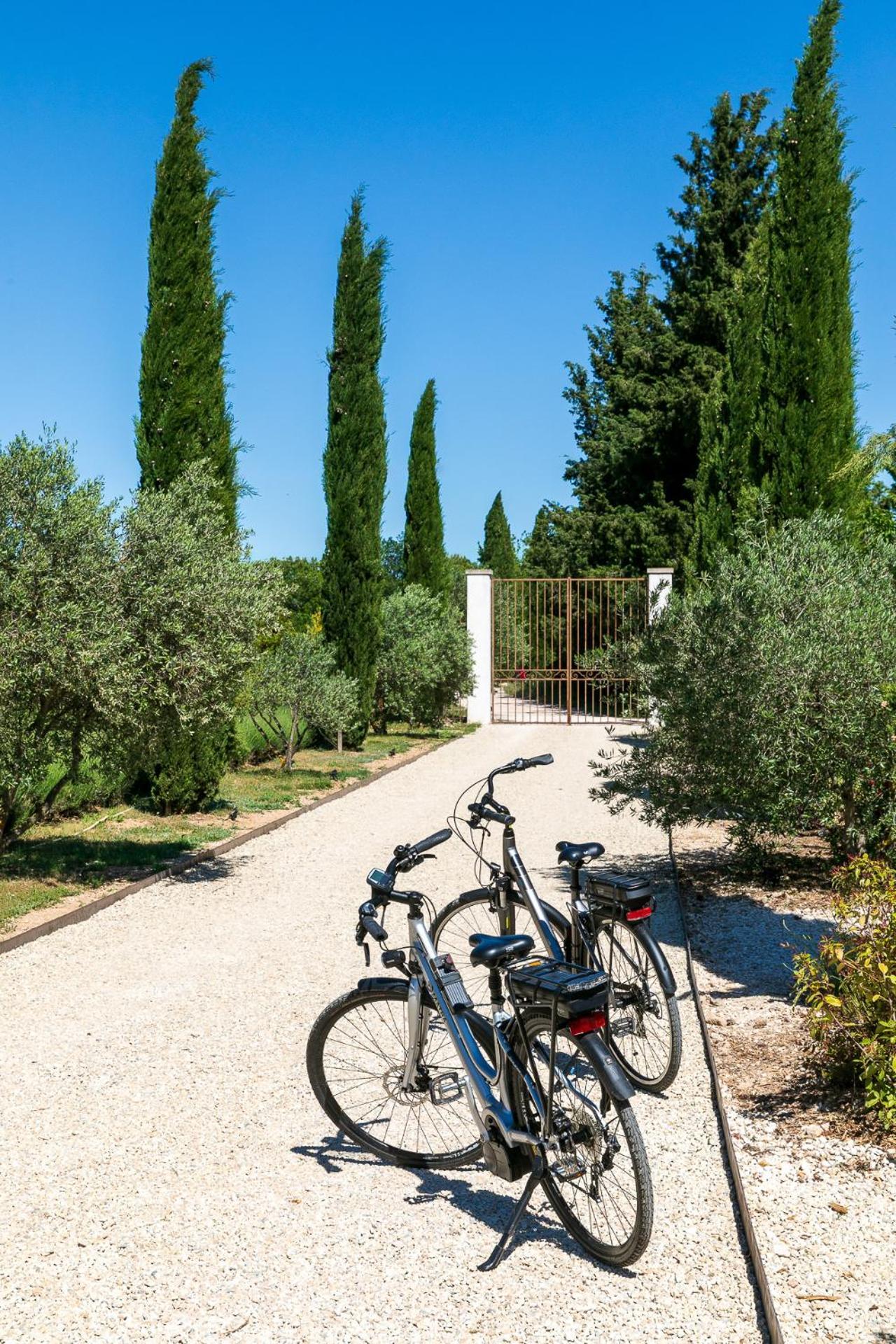 La Bastide De Damien, 5 Clefs Demeure D'Exception Et Table Remarquable Dans Le Guide Teritoria, Jacuzzi Privatif, Cuisine Etoilee Dominique Frerard Otel Aix-en-Provence Dış mekan fotoğraf
