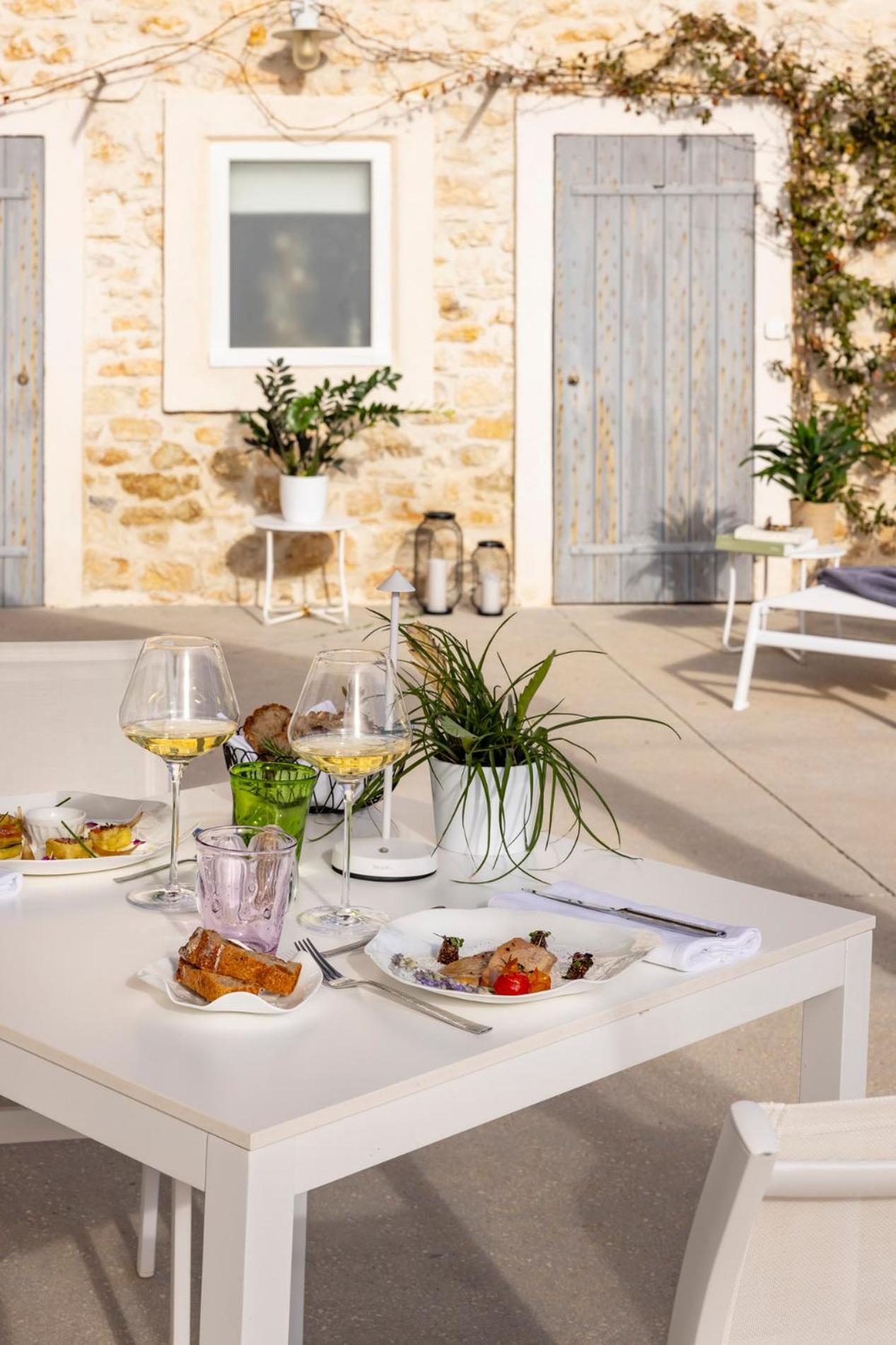La Bastide De Damien, 5 Clefs Demeure D'Exception Et Table Remarquable Dans Le Guide Teritoria, Jacuzzi Privatif, Cuisine Etoilee Dominique Frerard Otel Aix-en-Provence Dış mekan fotoğraf