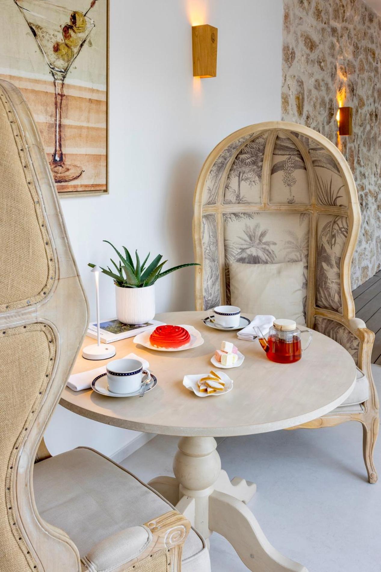 La Bastide De Damien, 5 Clefs Demeure D'Exception Et Table Remarquable Dans Le Guide Teritoria, Jacuzzi Privatif, Cuisine Etoilee Dominique Frerard Otel Aix-en-Provence Dış mekan fotoğraf